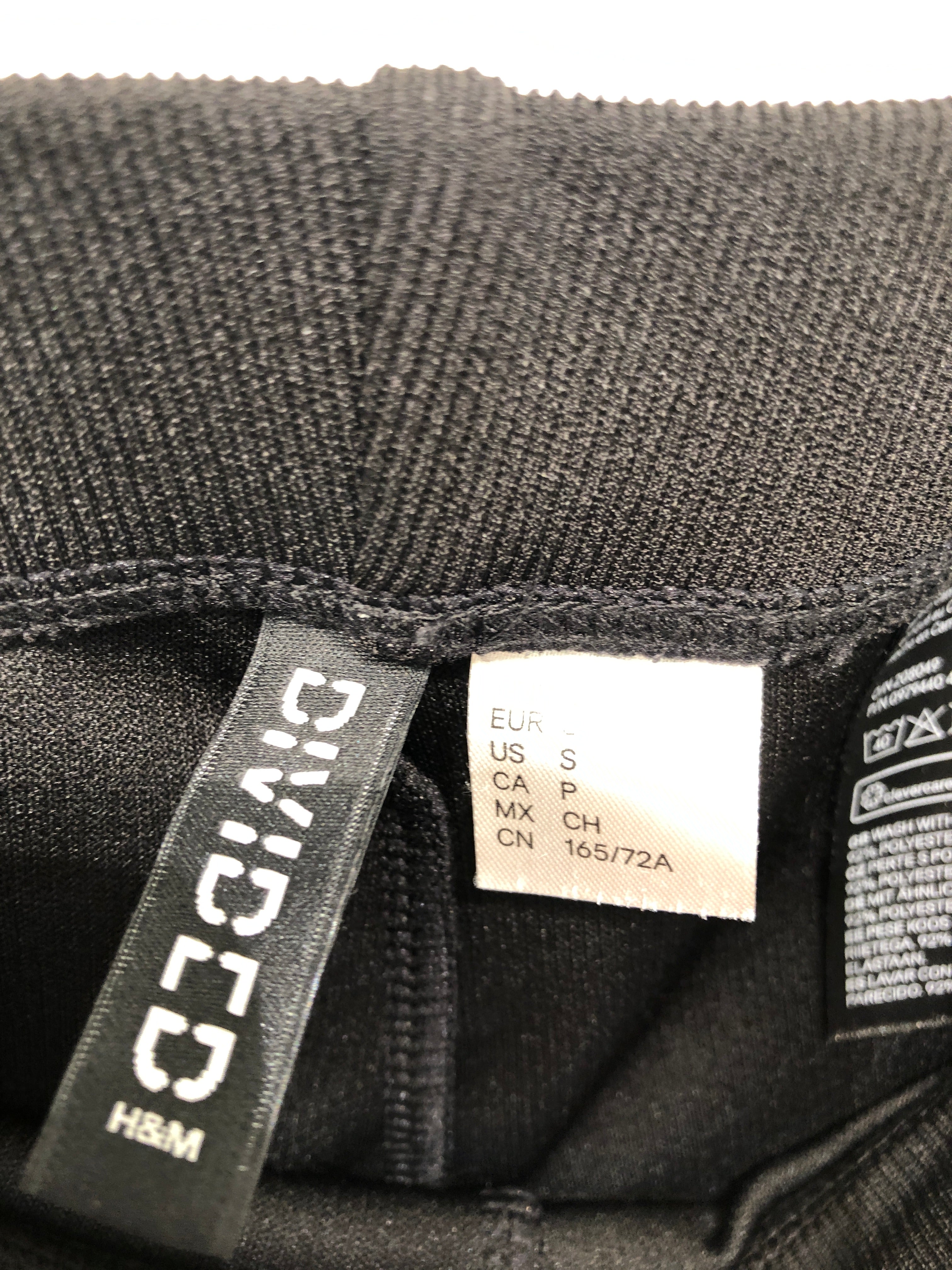Divided Leggings